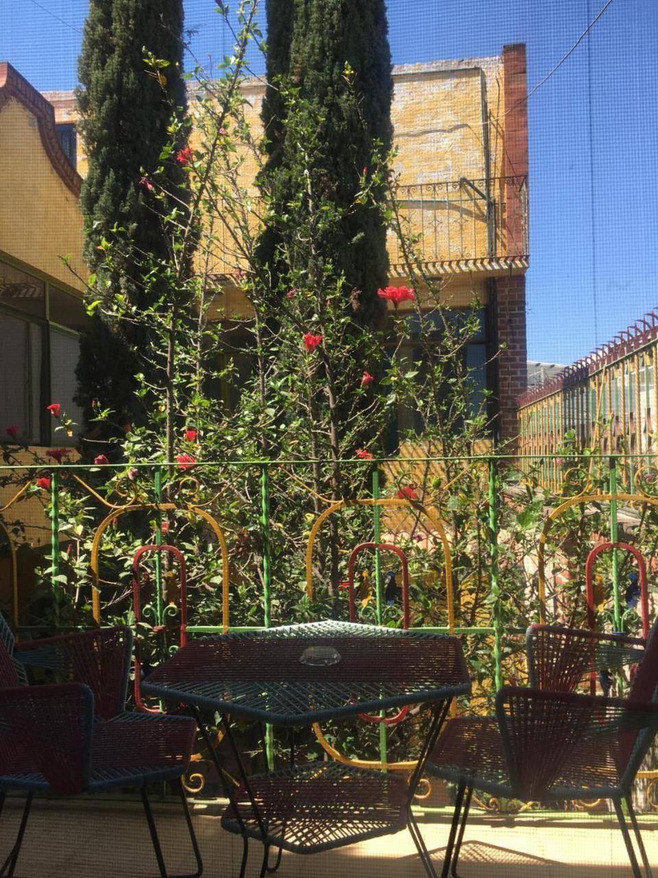 Appartamento Acogedor Departamento céntrico con Estacionamiento Tequisquiapan Esterno foto